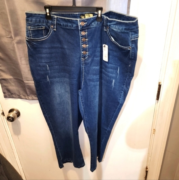 ⚘️⚘️NWT Suzanne betro  jeans size 22 - Picture 1 of 5